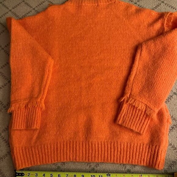 Strut and Bolt orange knit mock neck sweater with fringe detail NWOT L - Picture 8 of 11